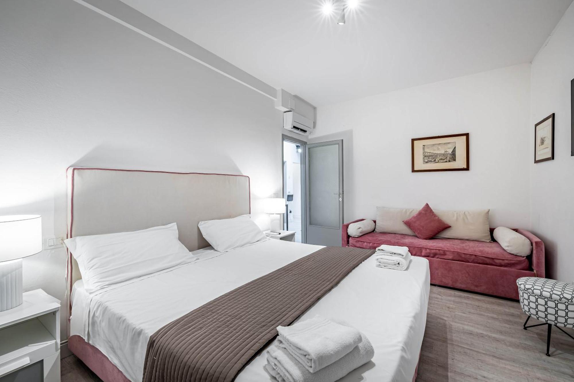 Yid Donatello Con Terrazzo Apartment Florence Luaran gambar