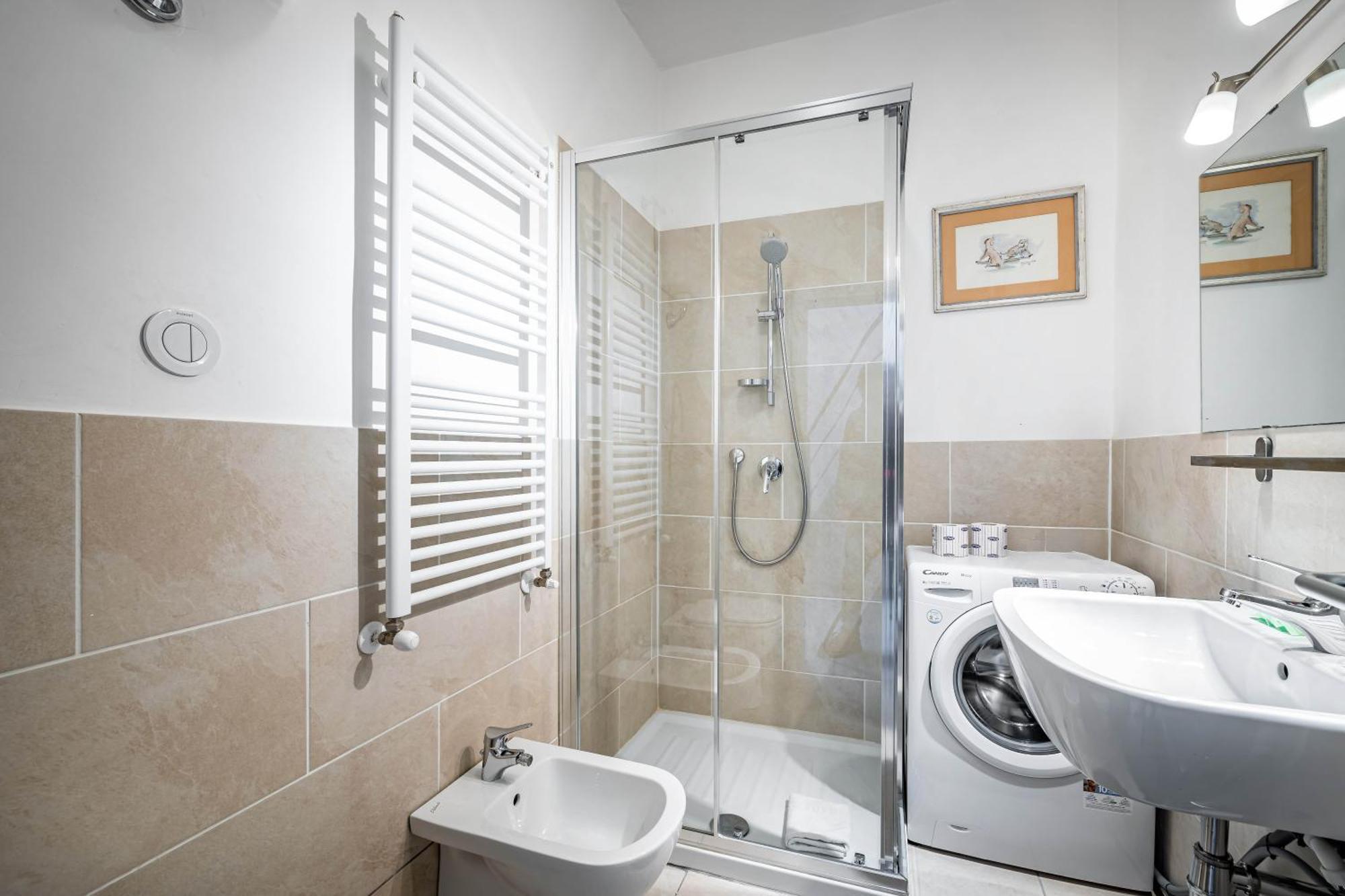 Yid Donatello Con Terrazzo Apartment Florence Luaran gambar